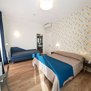 https://hotel-kiss-riccione-47838.riccione-hotels.org