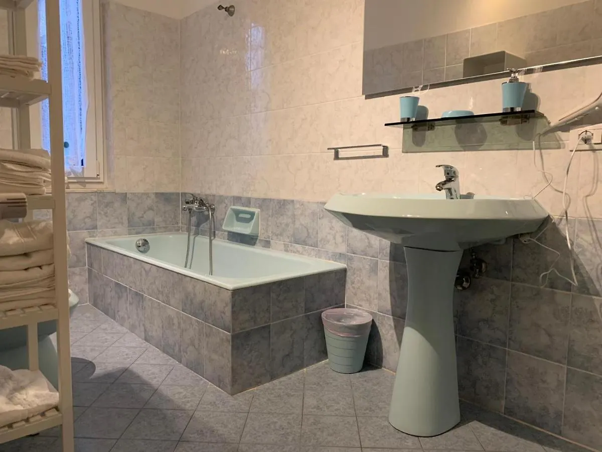 Affittacamere Hotel Ca' ToscaLina Carrara