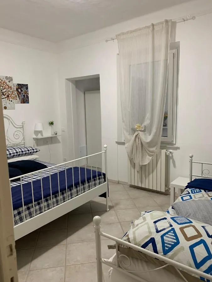 Hotel Ca' ToscaLina Carrara 0*,  Italia
